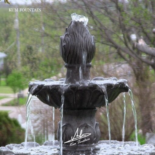 Xem tượng phun nước trong nhà Kum Fountain