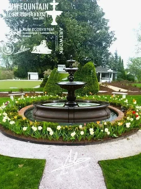 đài phun nước hồ cá ngoài trời yên tĩnh