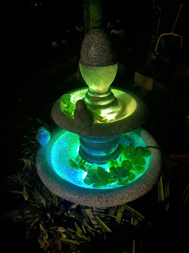 đài phun nước sân vườn mini giá bao nhiêu