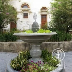 đài phun nước trong tiếng anh bằng đá đúc