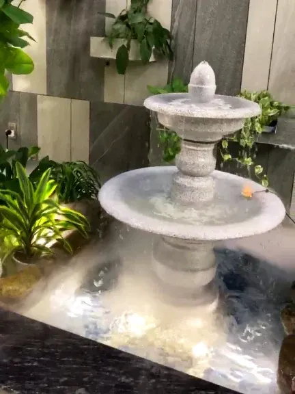 thác nước tường đá slate chống rêu mốc tốt không