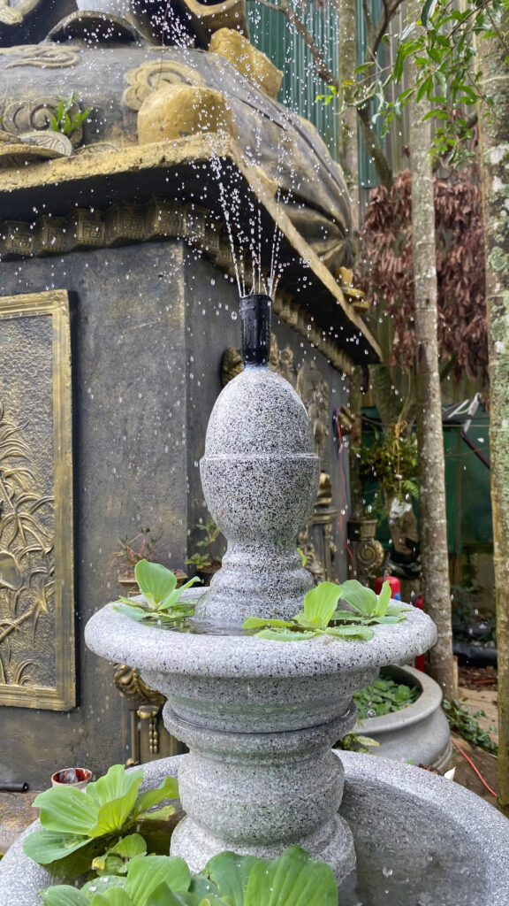 đài phun nước châu Âu 3 tầng đá mài cao cấp