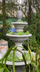 thác nước đặt hướng đông nam có tốt không