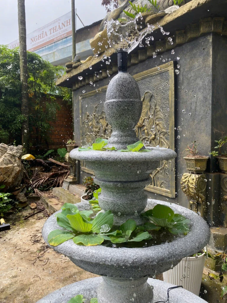 thác nước vật liệu inox 316 chống gỉ ngoài trời