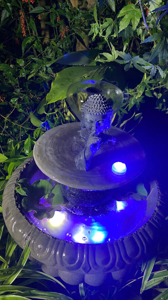 đài phun nước hồ cá koi tuần hoàn êm ái