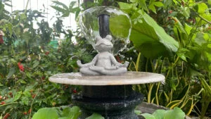 thác nước kèm phun sương mát mùa hè