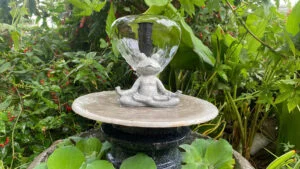 thác nước hộp kỹ thuật ẩn thẩm mỹ