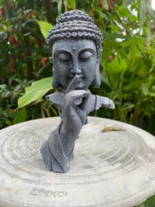 thác nước tường ngoài trời không bị bắn nước vào nhà