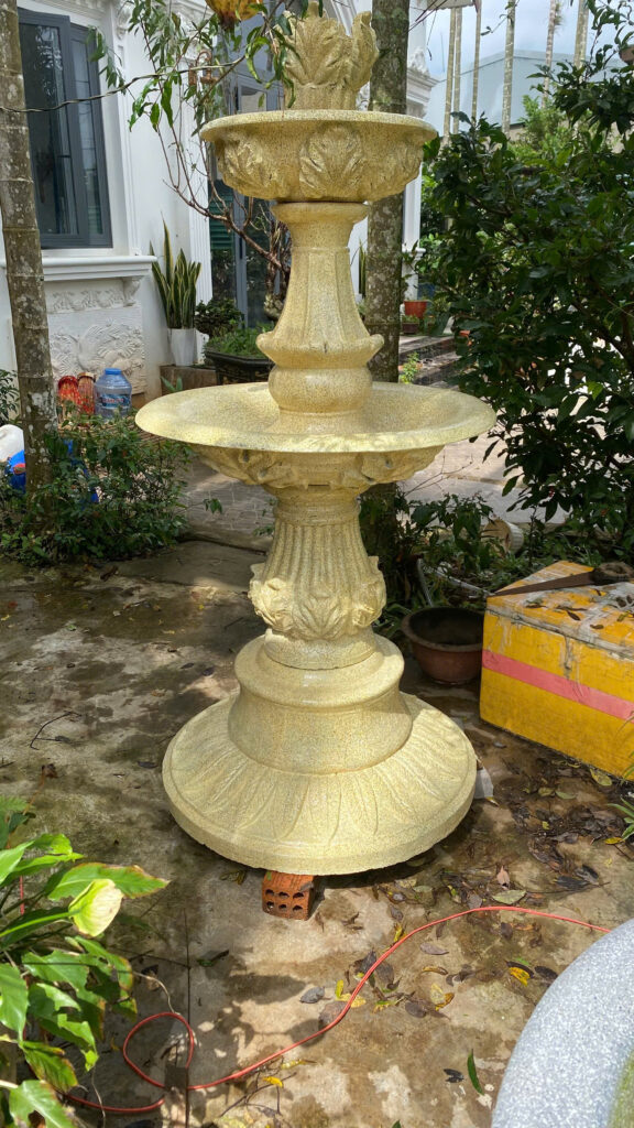 thác nước ban công âm tường tiết kiệm