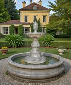 đ&agrave;i phun nước k&egrave;m phun sương l&agrave;m m&aacute;t m&ugrave;a h&egrave;